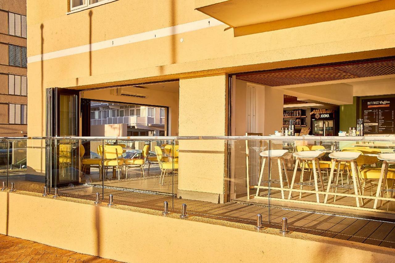 First Group Riviera Suites Кейптаун Екстериор снимка